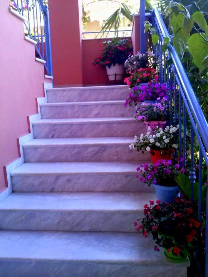 Hotel Αλκυονη Διαμερισματα à Paralia Vrachou Extérieur photo
